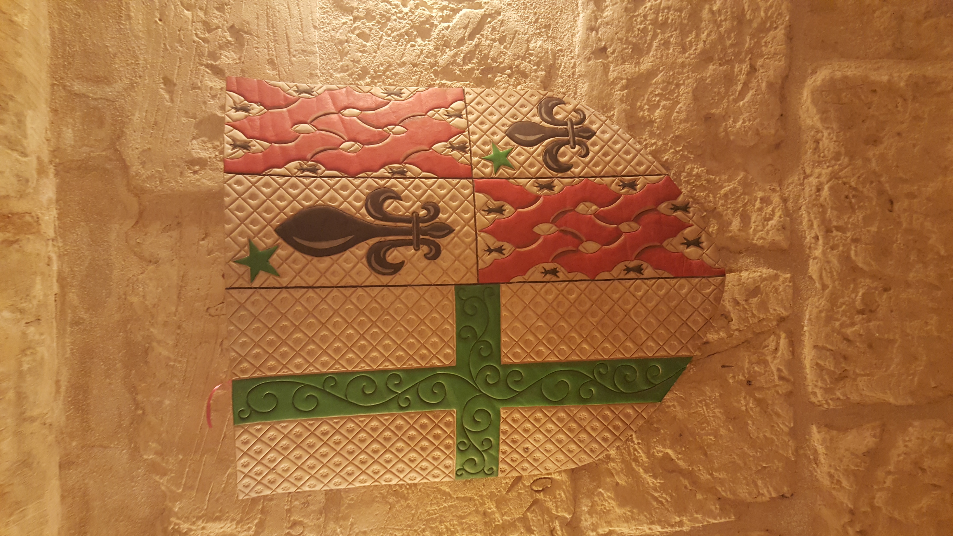 HS5 St Lazarus impaling Lt Col Gayre. Device usually reserved for Grand Masters